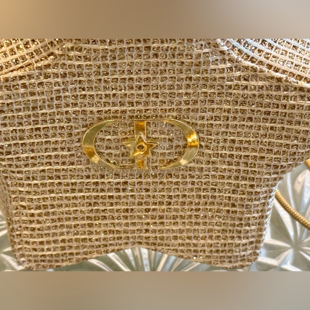 Original & Authentic!DIOR Star-Shaped Trousseau Cosmetic Bag w goldChain Strap - Picture 9 of 16
